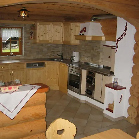 Tomperkasa Alpehytte *